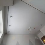 теневой зазор натяжные потолки